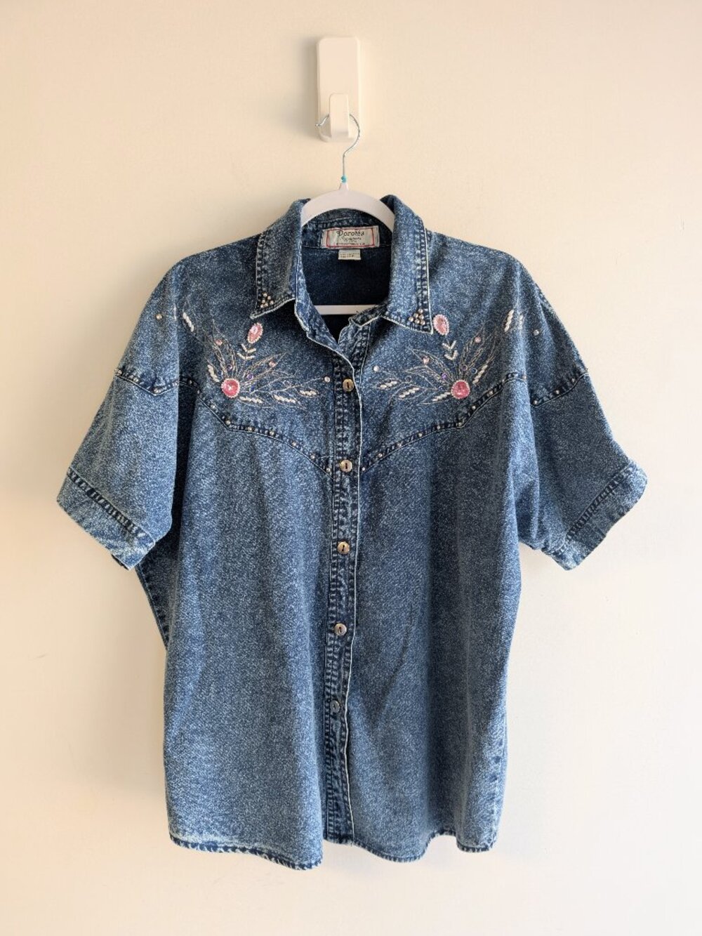 Women's Vintage Embroidered Denim Button-Front Shirt - Blue